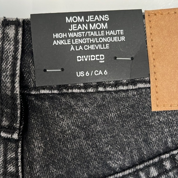 H&M distressed mom Jean ankle length high waist size 6 item 04-05 - Picture 6 of 6